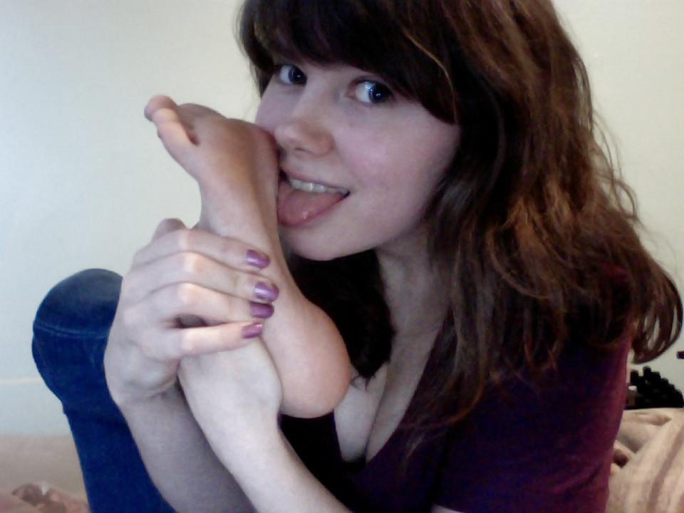 25P Female Feet (thats my weakness)
