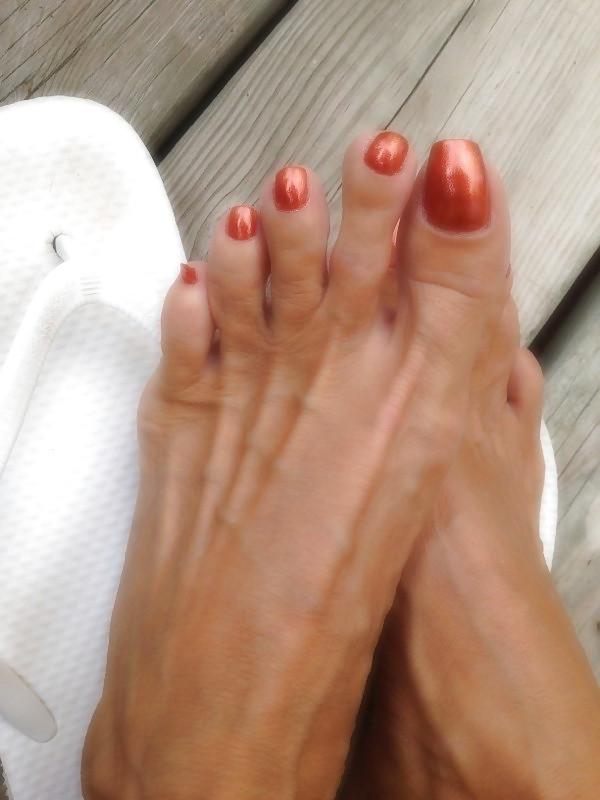 25P Female Feet (thats my weakness)