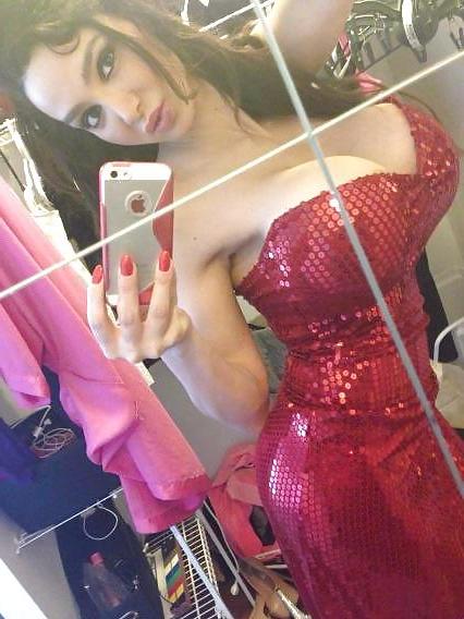 25P Amy: Fake Tit Goddess