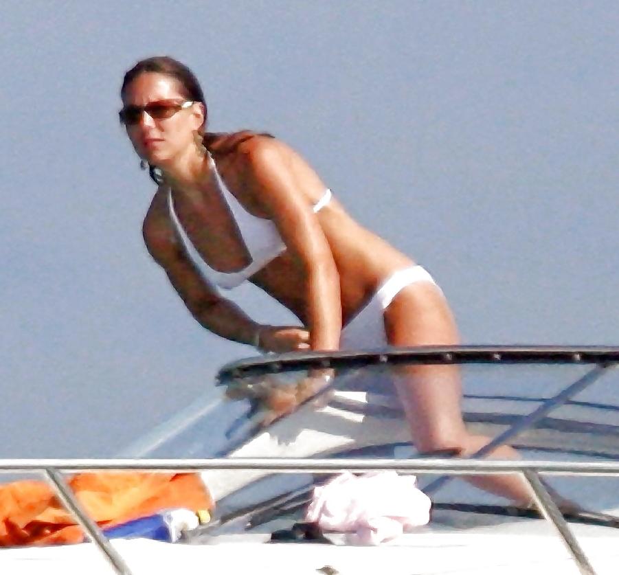 25P Kate Middelton Oben-ohne-Bikini-Bilder Promi