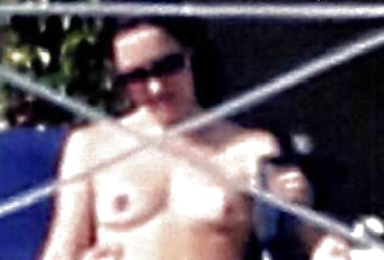 25P Kate Middelton Oben-ohne-Bikini-Bilder Promi