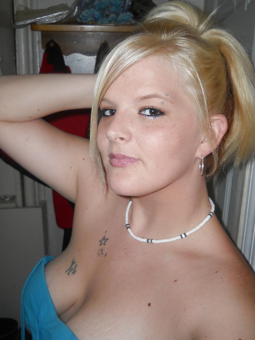 22P Kinky lil neighborhood Slut
