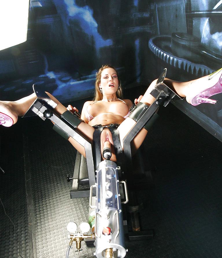 16P Milf goddess uses fucking machine