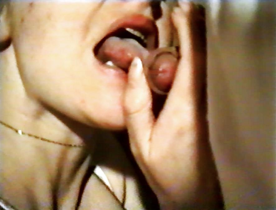 12P SAG - My Sexy Wife's Hand- and Mouthful of Fun 02
