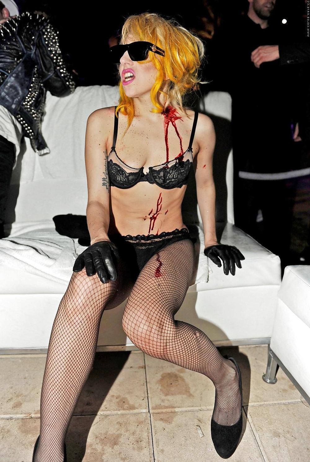 25P Lady Gaga - Sexy Bitch