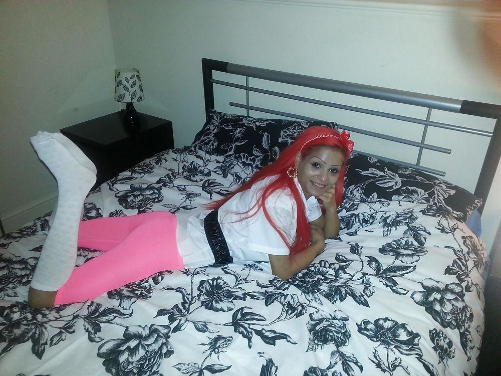23P British Whore - Ruby, 27, Royston, Barnsley