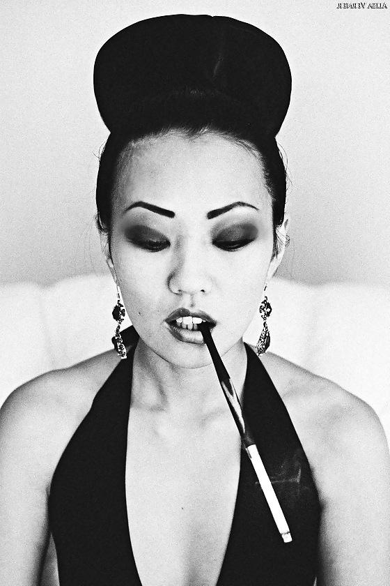 25P Cigarette Holder
