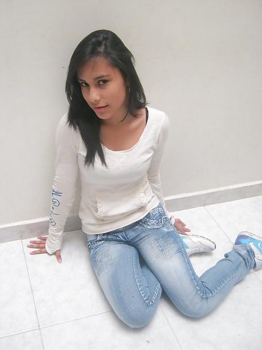 25P Teen bitch
