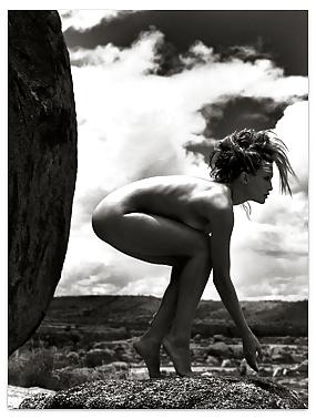 25P Erotic art collection that we appreciate. 