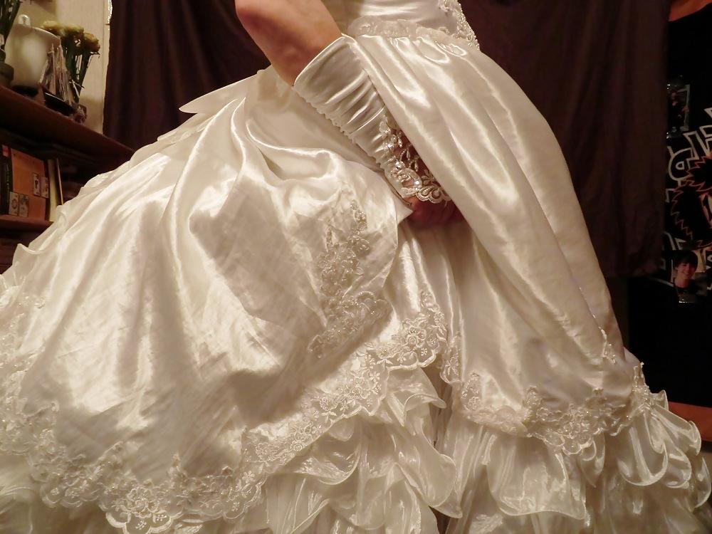 15P Sissy pantyhood bride 1