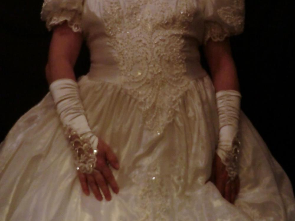 15P Sissy pantyhood bride 1