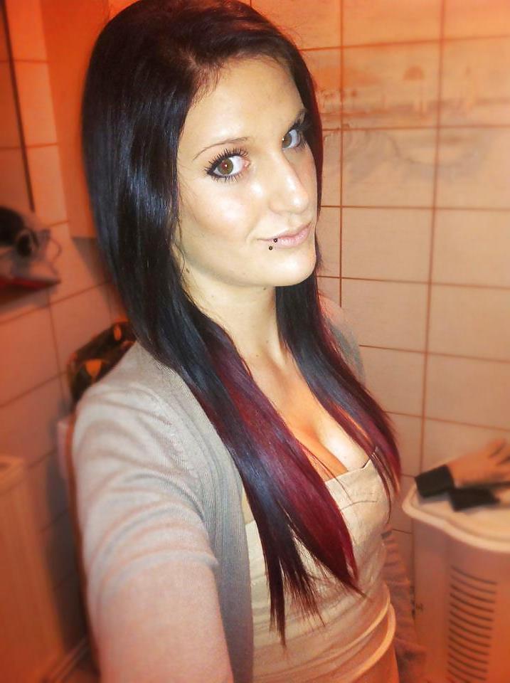 25P Hot Cum Bitch