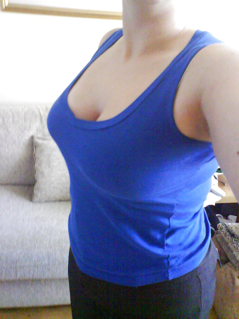 20P Chubby Blonde Self Pics