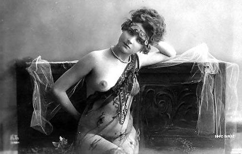 11P Vintage Erotic Photo Art 13 - Nude Model 9 c. 1900
