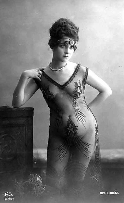 11P Vintage Erotic Photo Art 13 - Nude Model 9 c. 1900