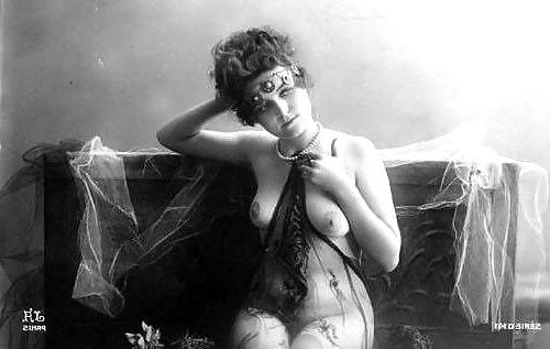 11P Vintage Erotic Photo Art 13 - Nude Model 9 c. 1900