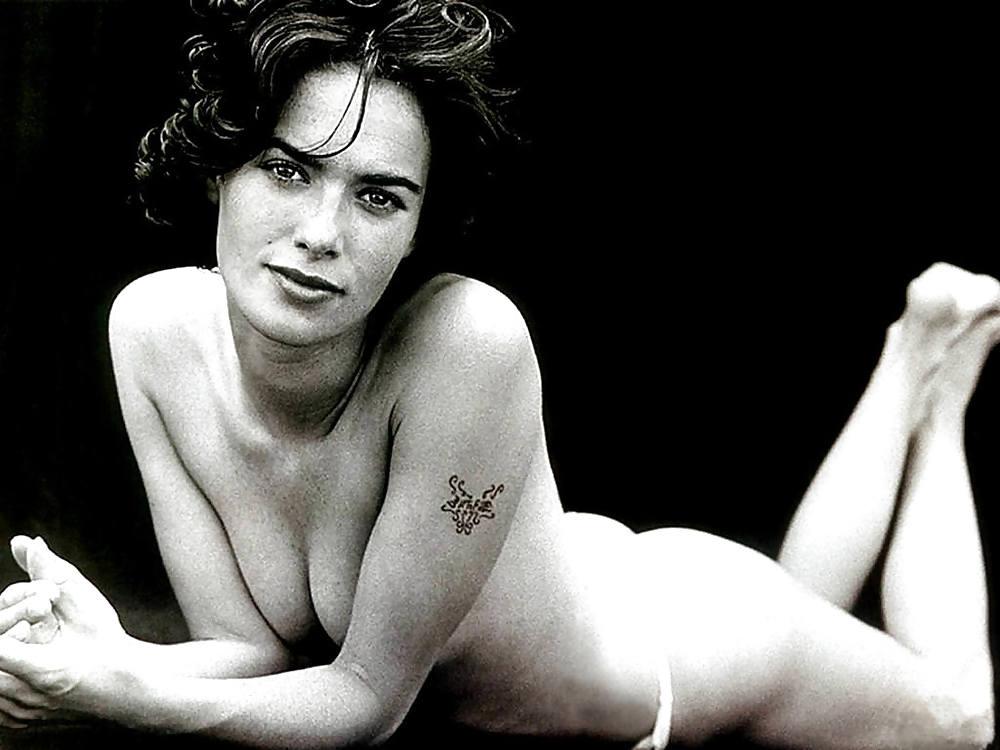 5P LENA HEADEY ONE FINE BITCH