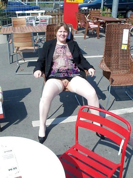 24P German Chubby Milf