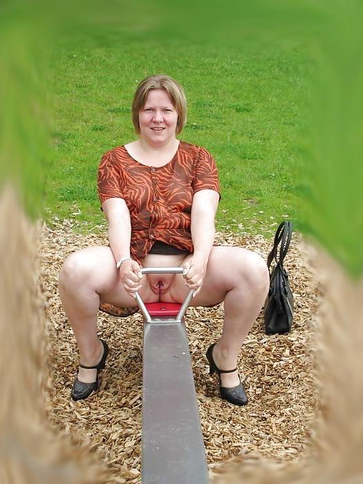 24P German Chubby Milf
