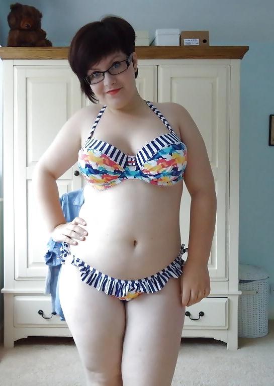 7P Chubby Cuties wearing Glasses
