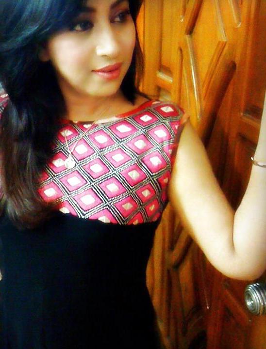 23P Pakistani biatch afsheen for big black cock