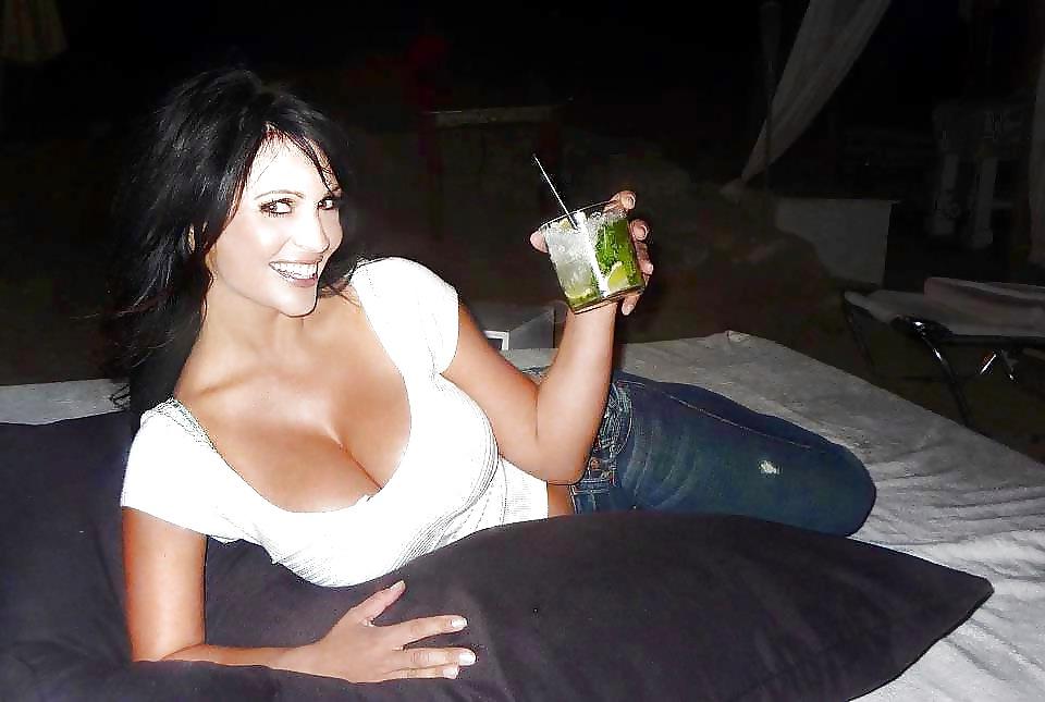 25P Fantasy-BBC-Schlampe Nr. 2 – Denise Milani