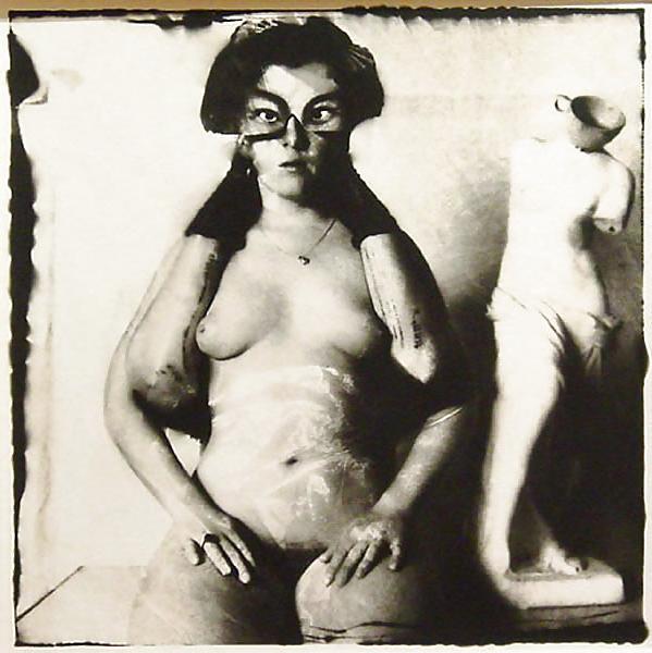 25P Art B&W gallery