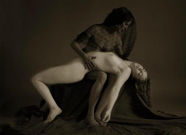 25P Art B&W gallery