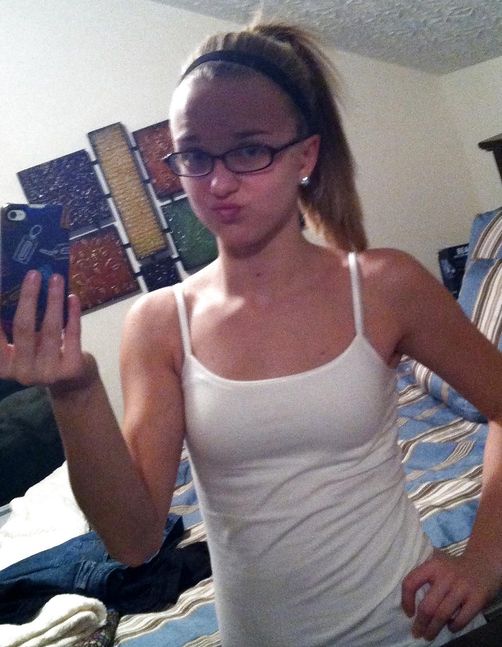 16P Cute teens in glasses show pussy ass tits