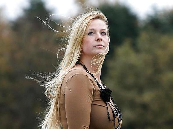 23P Ultimate cute dutch girl