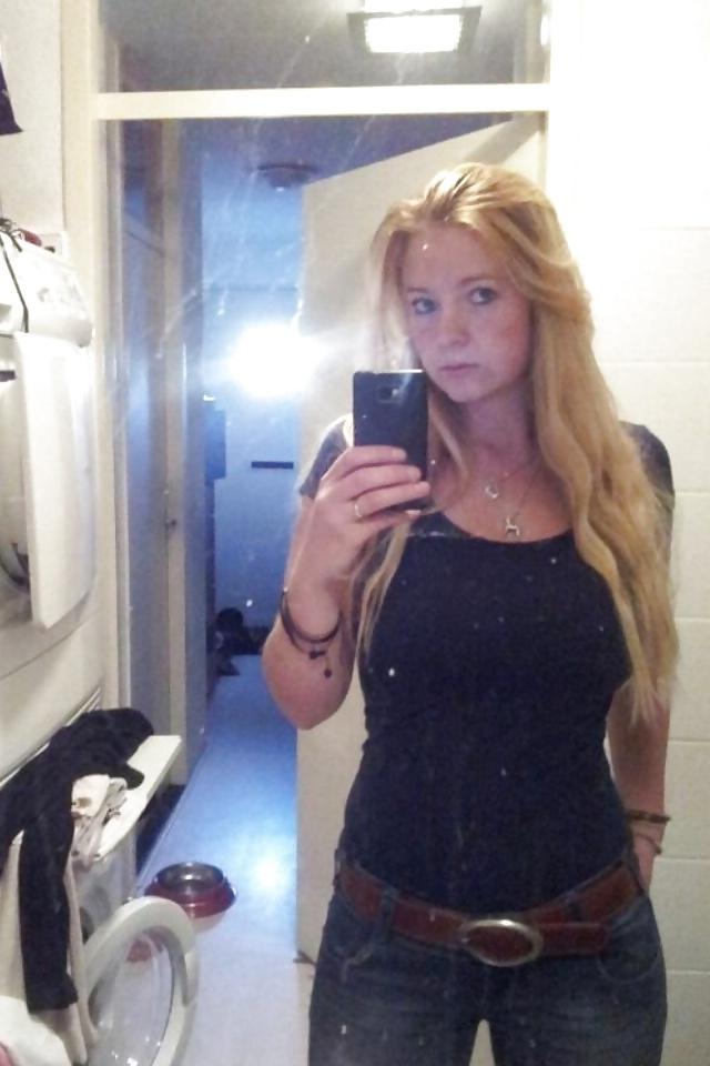 23P Ultimate cute dutch girl