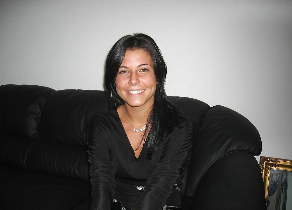 25P Cute and hot Italian girl - N. C. 
