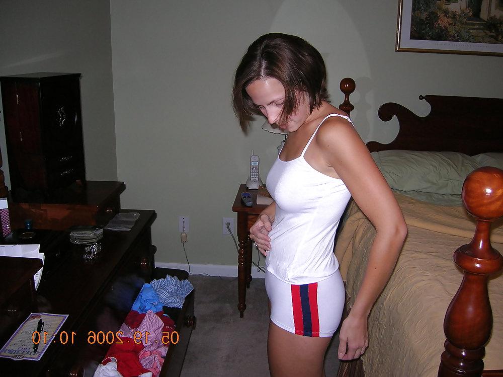 25P Lucky Guy Gets to Fuck His Cute GF