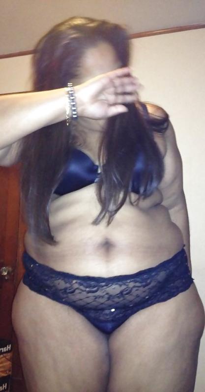 16P My big booty slave bitch