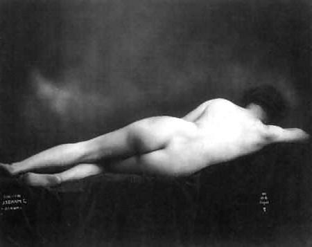24P Vintage Erotic Photo Art 19 - Butts
