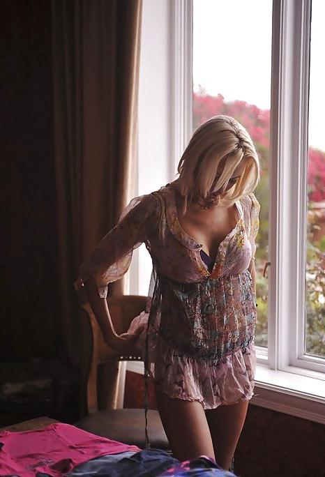 23P Valerie sexy facebook bitch