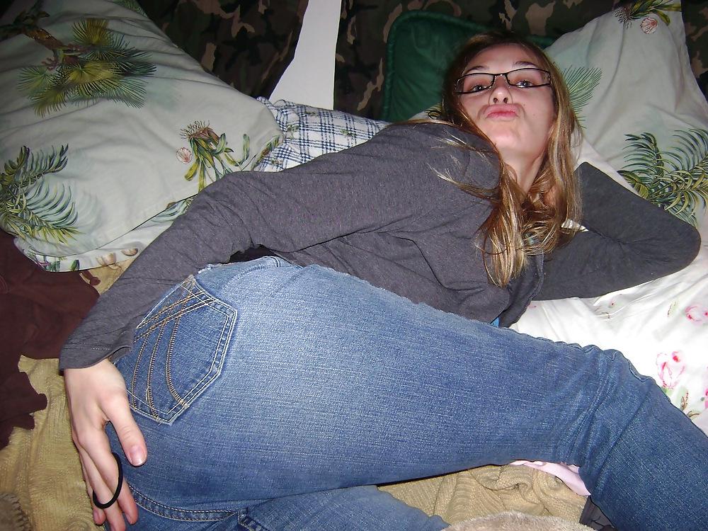 24P Girl with glasses masturbation and oral sex