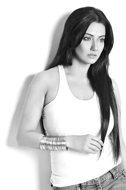 17P JUICY Paki Woman that MUST TRY BIG BLACK COCK