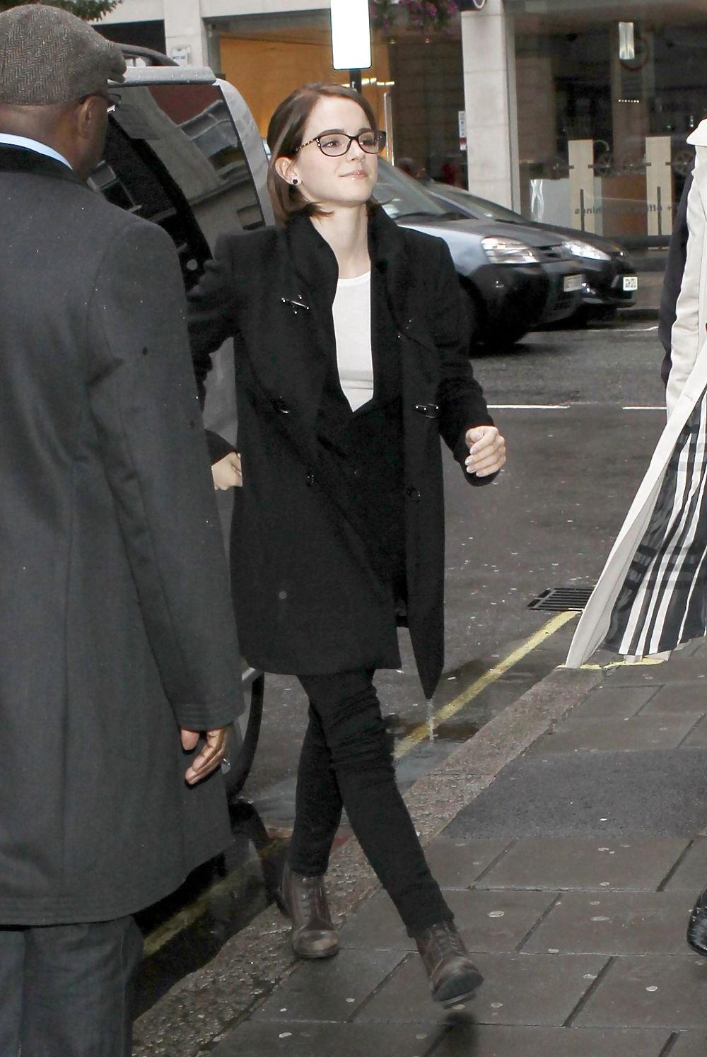 11P Emma Watson with glasses