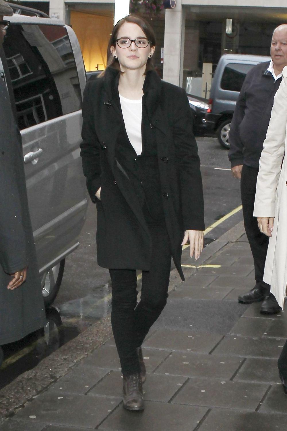 11P Emma Watson with glasses