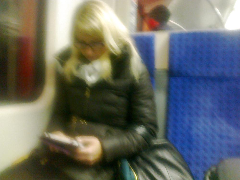 4P Hot legs at the train