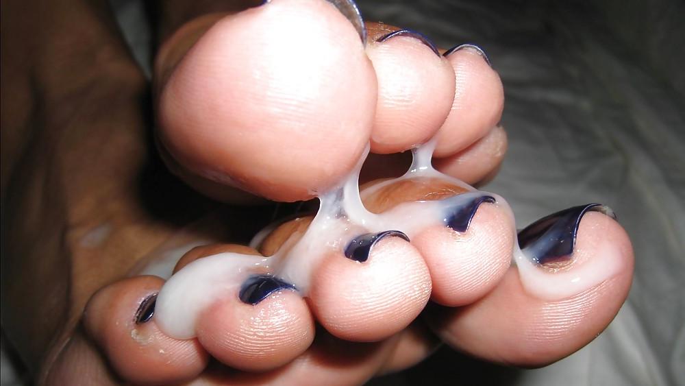 25P Feet and Cum