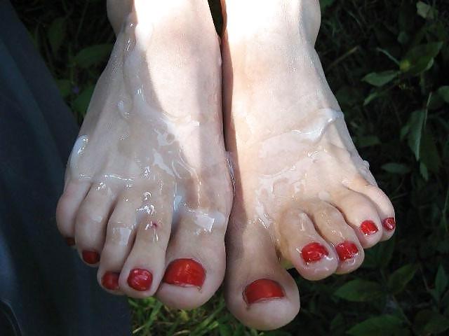 25P Feet and Cum