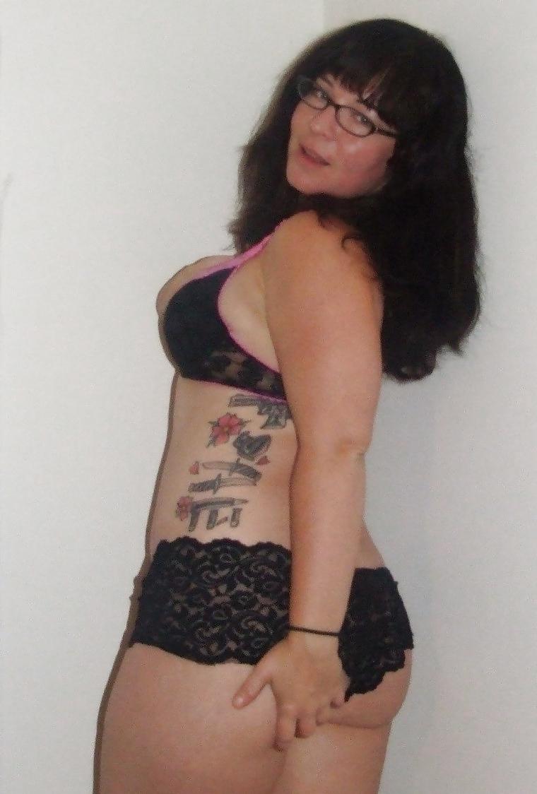 23P Kinky Milf
