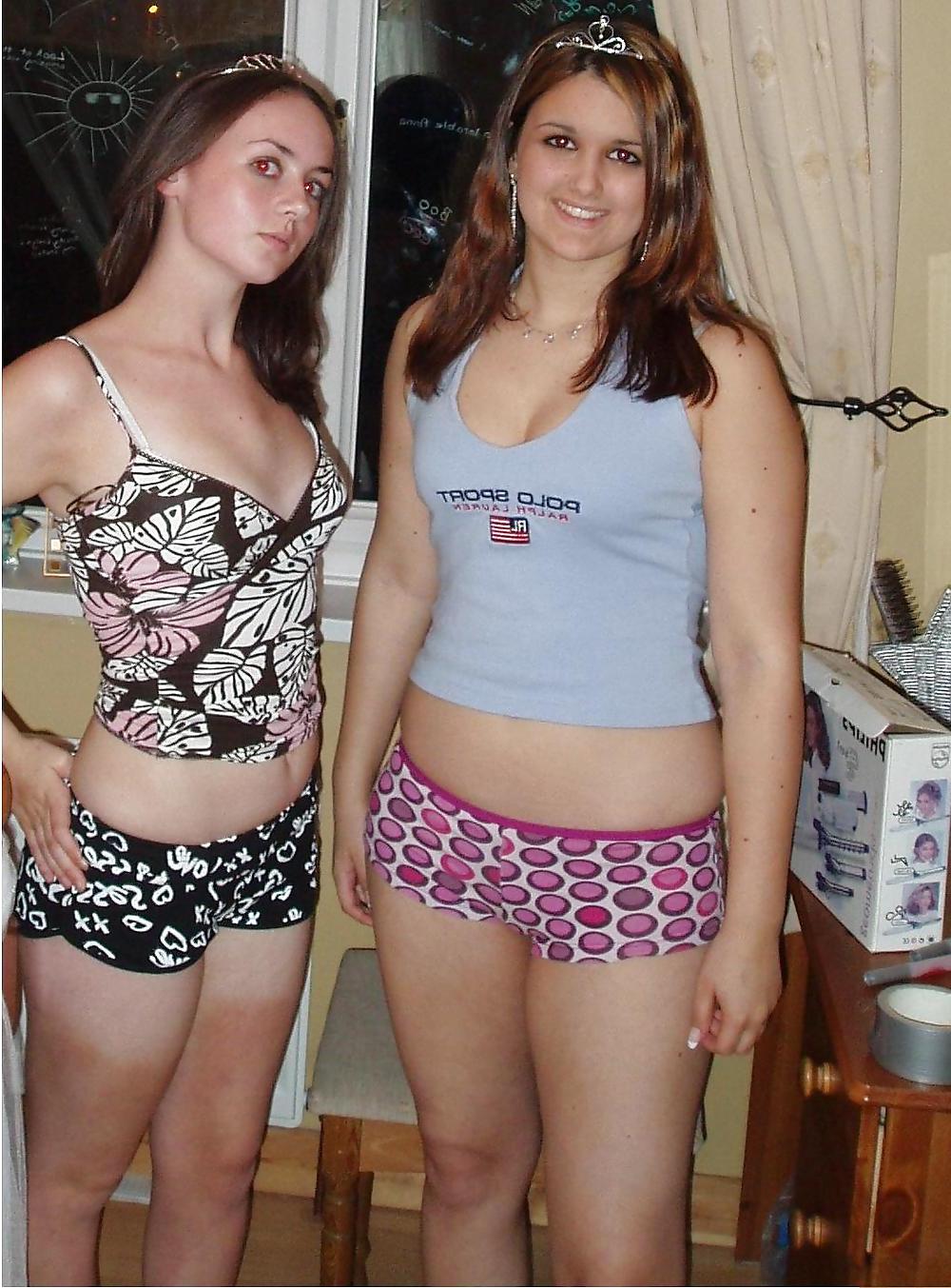 25P Chubby teens