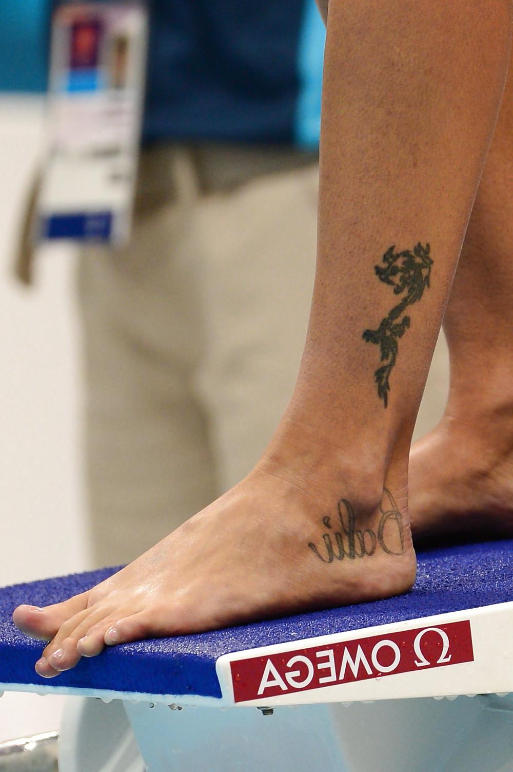 25P Federica Pellegrini Feet