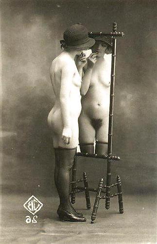 21P Vintage Erotic Photo Art 19 - Girls and Mirror