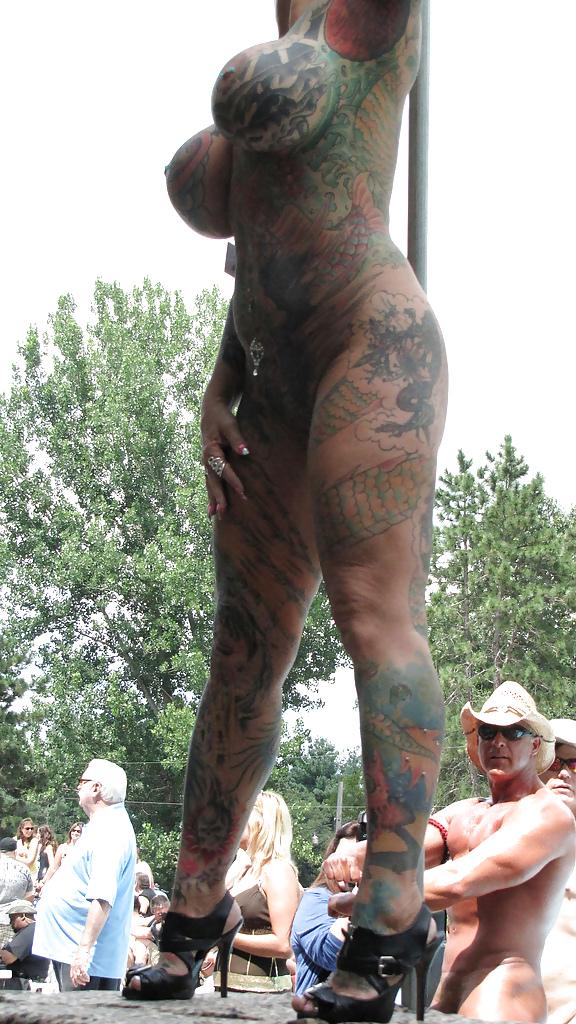 25P Body Art
