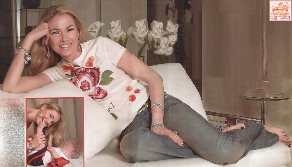 11P Federica Panicucci Feet