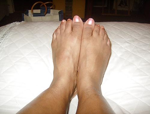 13P Pics of Sexy Toes!!